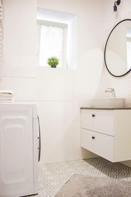 Spacious Apartment With 3 Meter Ceilings, Powisle, The Old Town Varsovia Exterior foto
